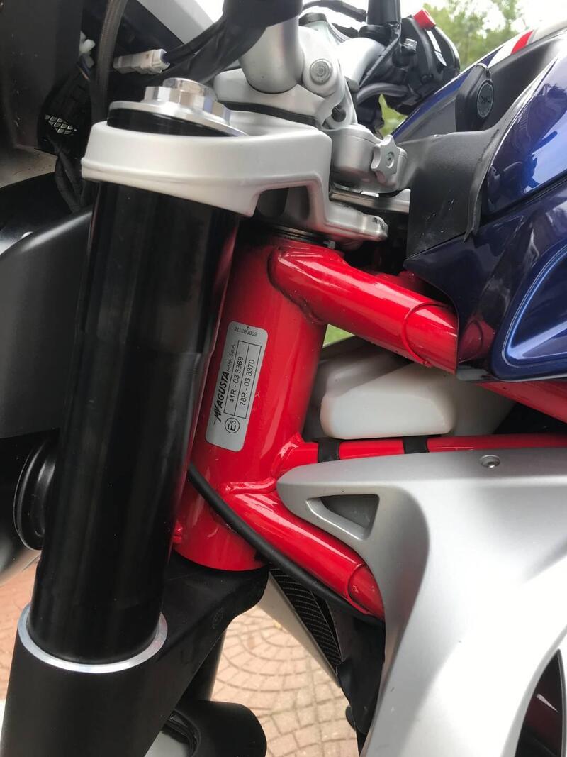 MV Agusta Brutale 1090 RR ABS (2009 - 19) (5)