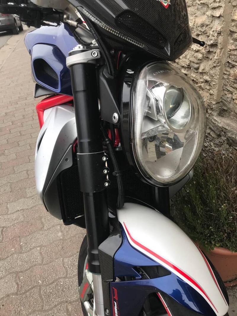 MV Agusta Brutale 1090 RR ABS (2009 - 19) (7)