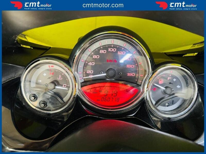 Yamaha T-Max 500 (2008 - 12) (5)