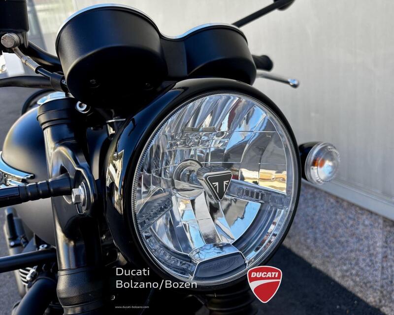 Triumph Bonneville T120 (2021 - 25) (4)