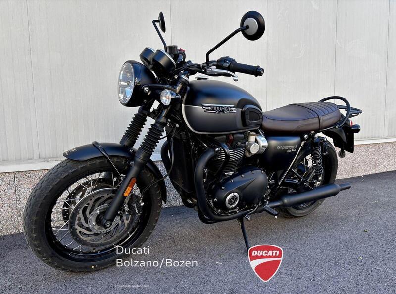 Triumph Bonneville T120 (2021 - 25) (8)