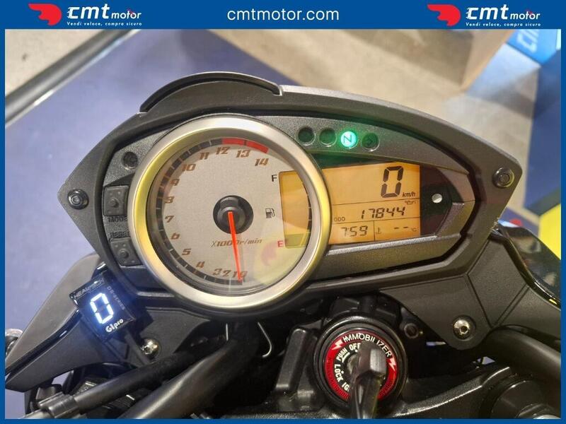 Kawasaki Z 750 (2007 - 14) (9)