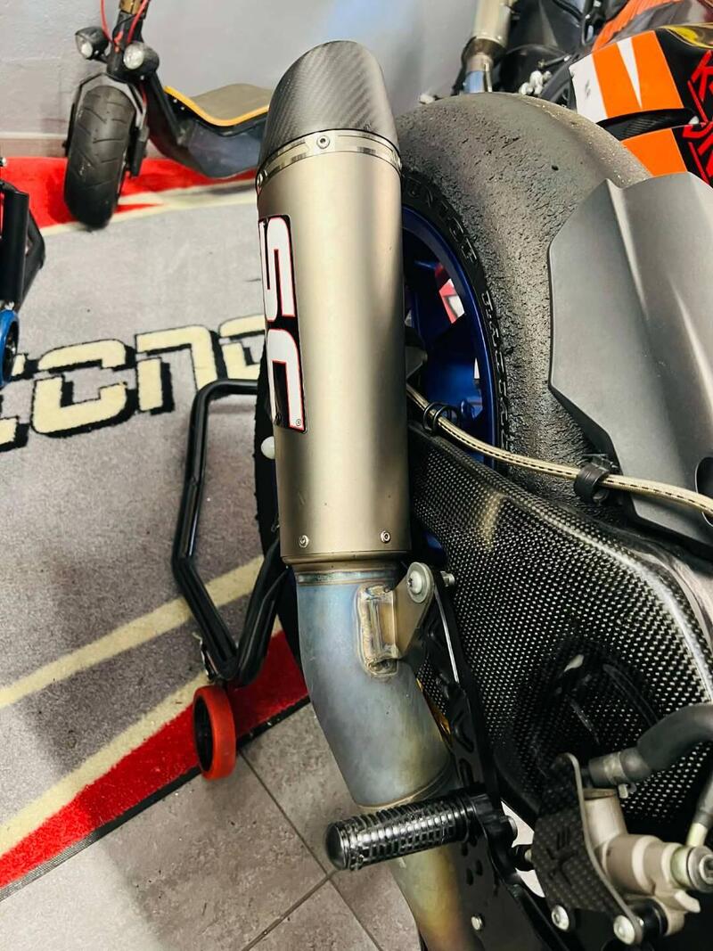 Yamaha YZF R1 (2017 - 19) (10)