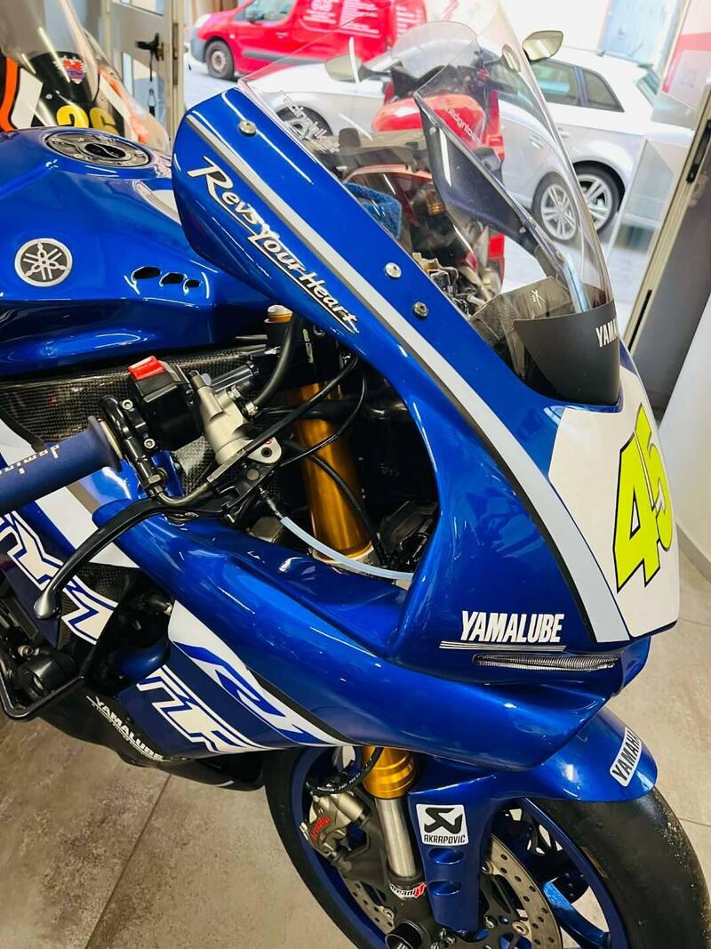 Yamaha YZF R1 (2017 - 19) (2)