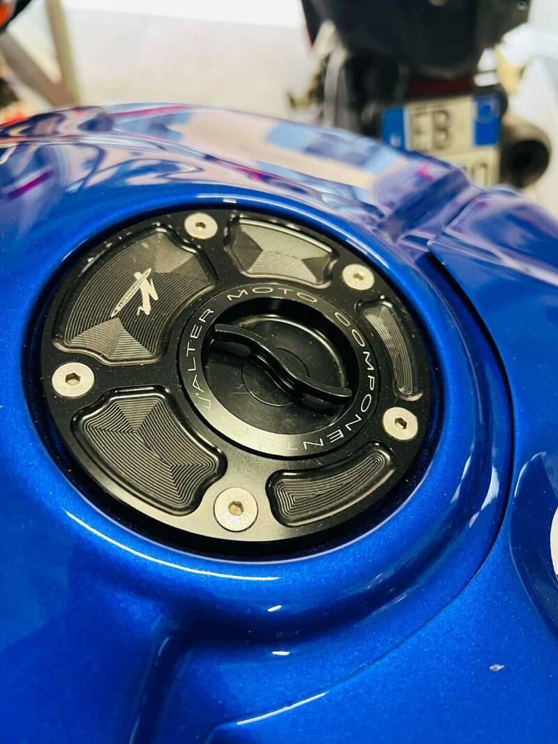 Yamaha YZF R1 (2017 - 19) (12)