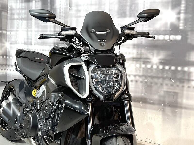 Ducati Diavel V4 (2023 - 26) (9)