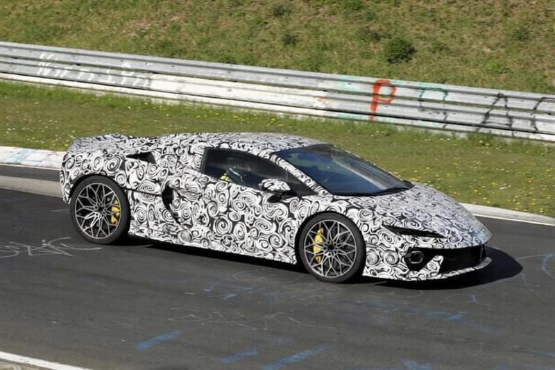 Lamborghini Temerario Spyder, primo avvistamento al N&uuml;rburgring: la V8 ibrida si scopre