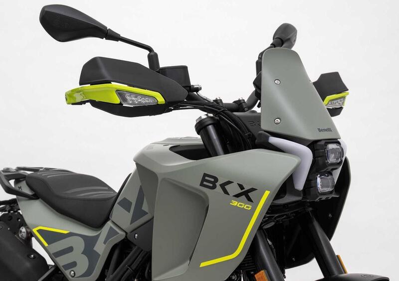 Benelli BKX 300 BKX 300 (2026) (4)