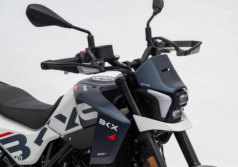 Benelli BKX 300 BKX 300 S (2026) (4)