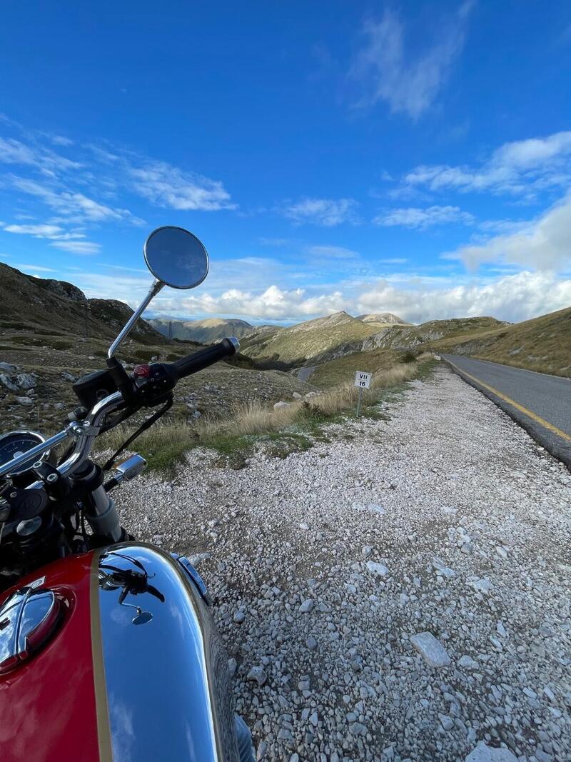 Royal Enfield Interceptor 650 (2021 - 26) (2)