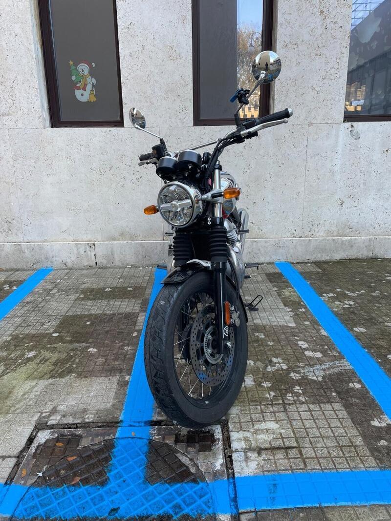 Royal Enfield Interceptor 650 (2021 - 26) (11)