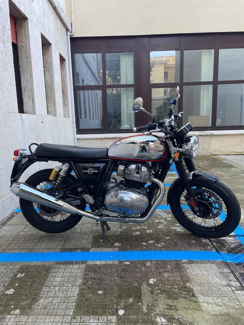 Royal Enfield Interceptor 650 (2021 - 26) (12)