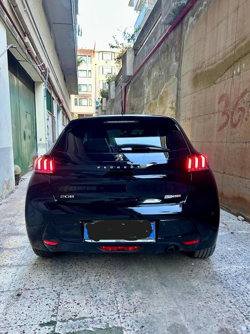 Peugeot 208 usata a Palermo (5)