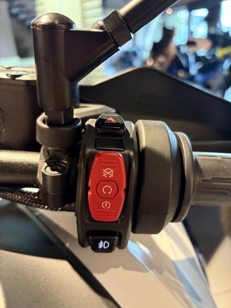 CFMOTO 800MT Explore (2023 - 26) (5)