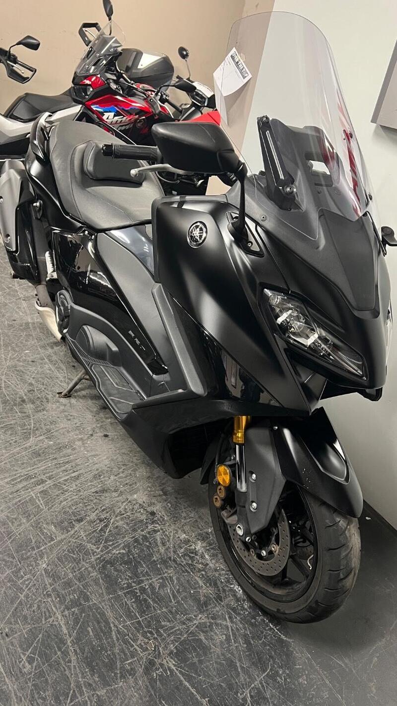 Yamaha T-Max 560 (2022 - 24) (10)