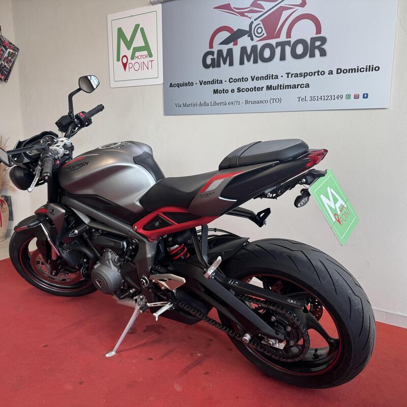 Triumph Street Triple R (2020 - 22) (5)