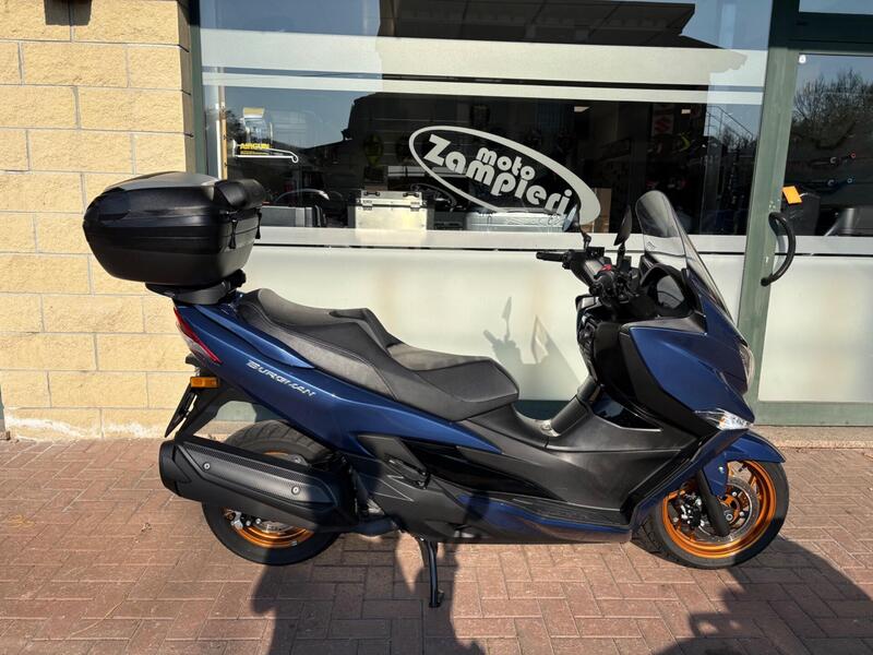 Suzuki Burgman 400 (2025 - 26)