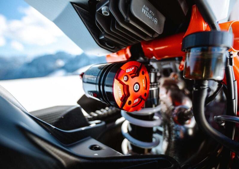 KTM 1390 Super Duke R 1390 Super Duke RR (2026) (11)