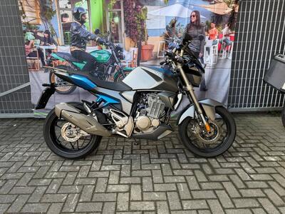 Zontes ZT250-R (2020) usata