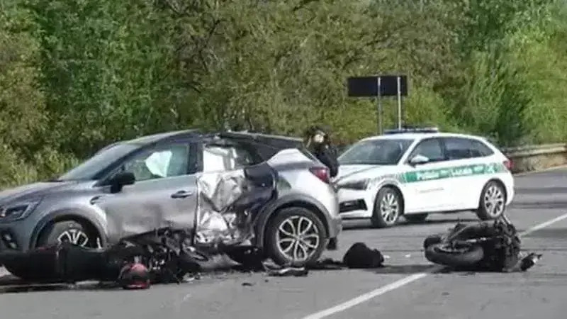 Un'immagine del terribile incidente in cui ha perso la vita Francesco Viola a Brescia