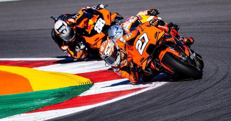 Lecuona vuota il sacco su KTM: &ldquo;Cos&igrave; non si tratta un pilota&rdquo;