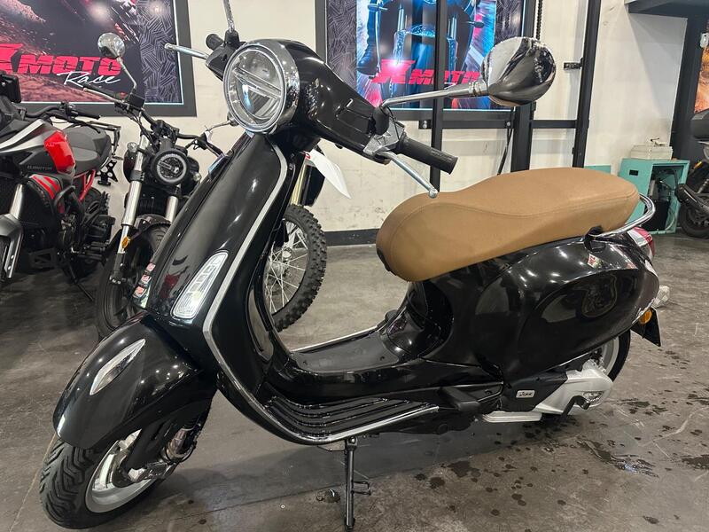 Vespa Primavera 150 (2021 - 23) (2)