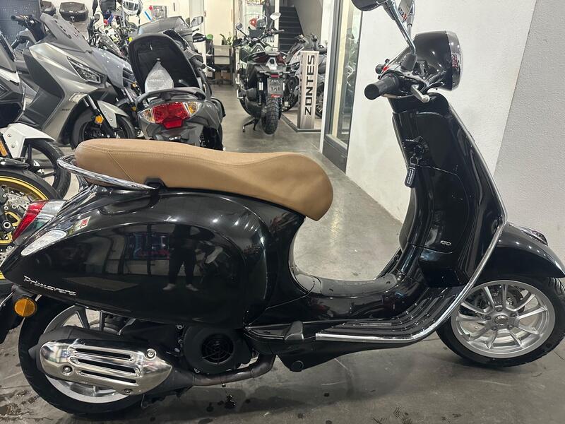 Vespa Primavera 150 (2021 - 23) (6)