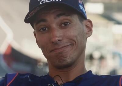 MotoGP 2026. Toprak Razgatlioglu risponde alle domande dei fan: Come fare uno stoppie? Facile, usa il freno davanti! [VIDEO]