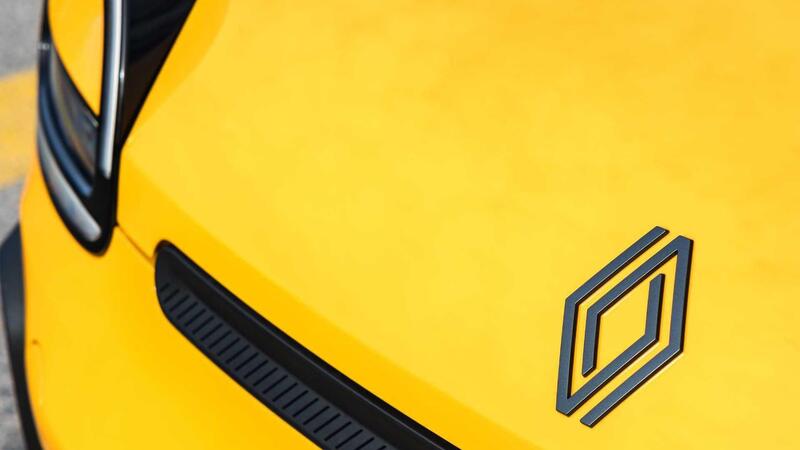 Renault riduce gli ingegneri fino al 20%: la mappa dei tagli e il nuovo baricentro in Francia