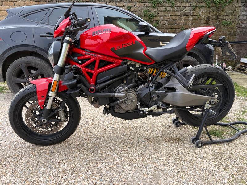 Ducati Monster 821 (2018 - 20) (2)
