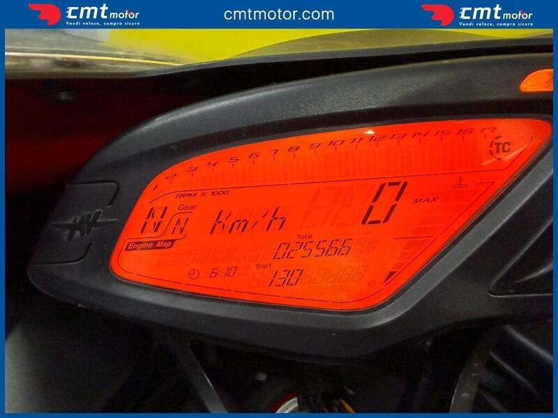 MV Agusta F3 675 (2011 - 15) (5)