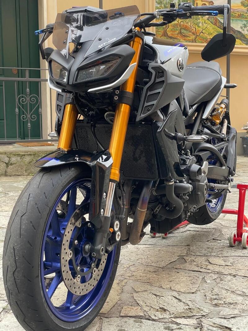 Yamaha MT-09 SP (2018 - 20) (7)