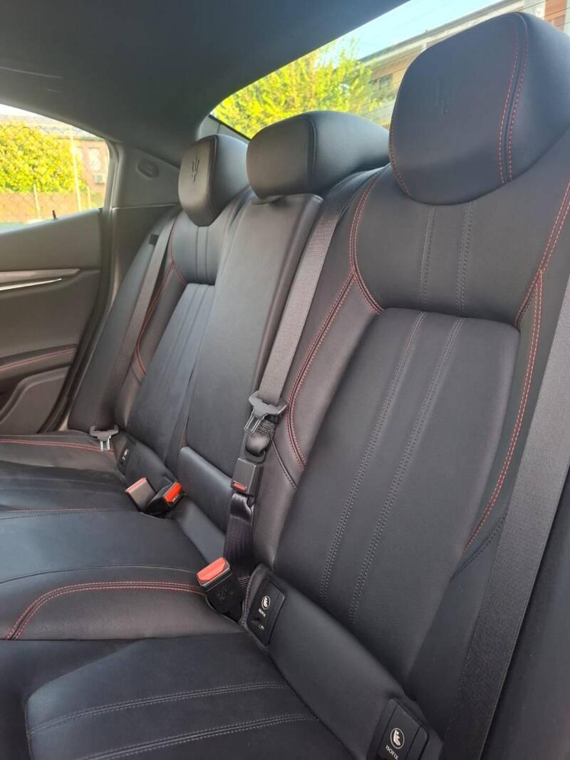 Maserati Ghibli usata a Padova (4)