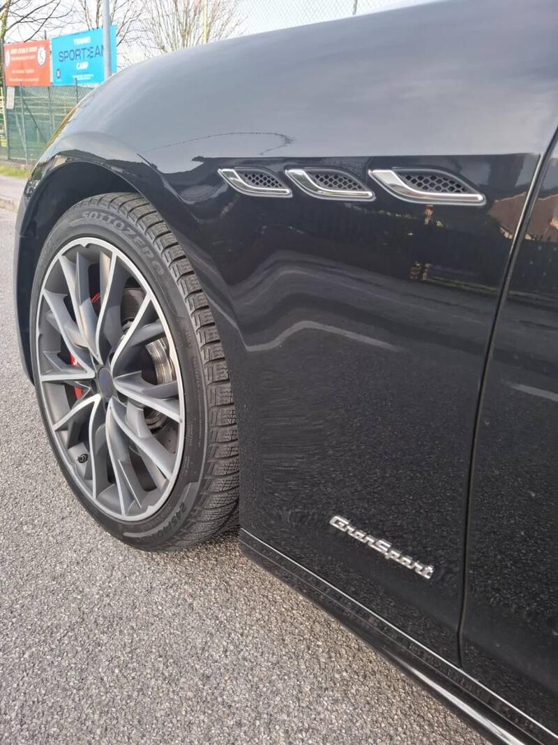 Maserati Ghibli usata a Padova (7)