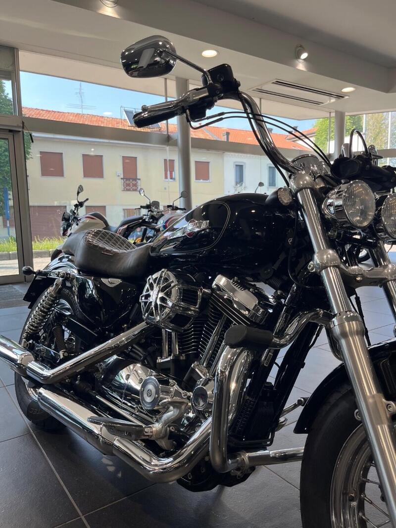 Harley-Davidson 1200 Custom (2017) - XL 1200C (7)