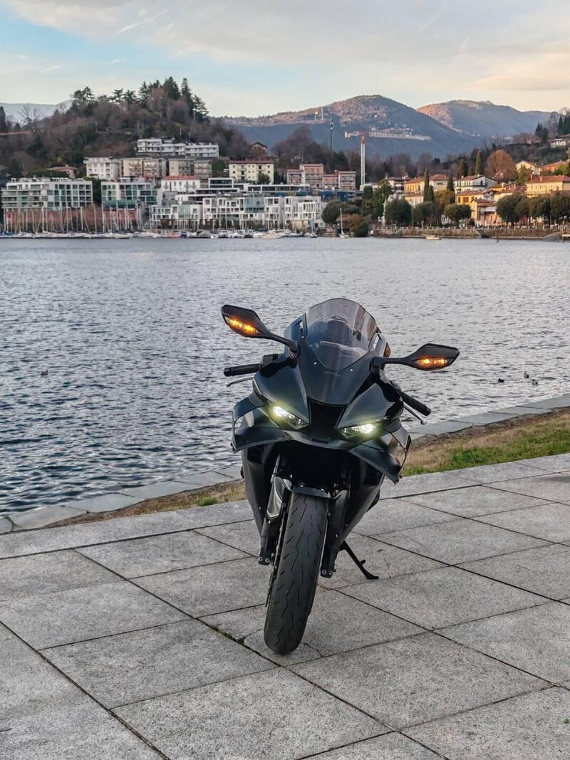 Honda CBR 1000 RR-R Fireblade (2020 - 21) (3)