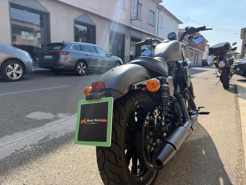 Harley-Davidson 883 Iron (2017 - 20) - XL 883N (9)