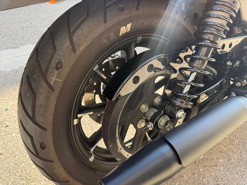 Harley-Davidson 883 Iron (2017 - 20) - XL 883N (14)