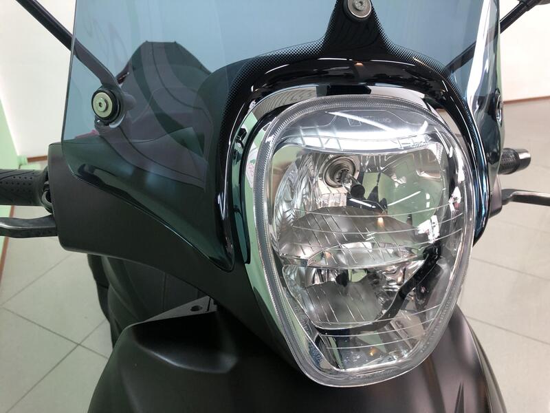 Piaggio Beverly 300 i.e. Police ABS-ASR (2017 - 20) (4)