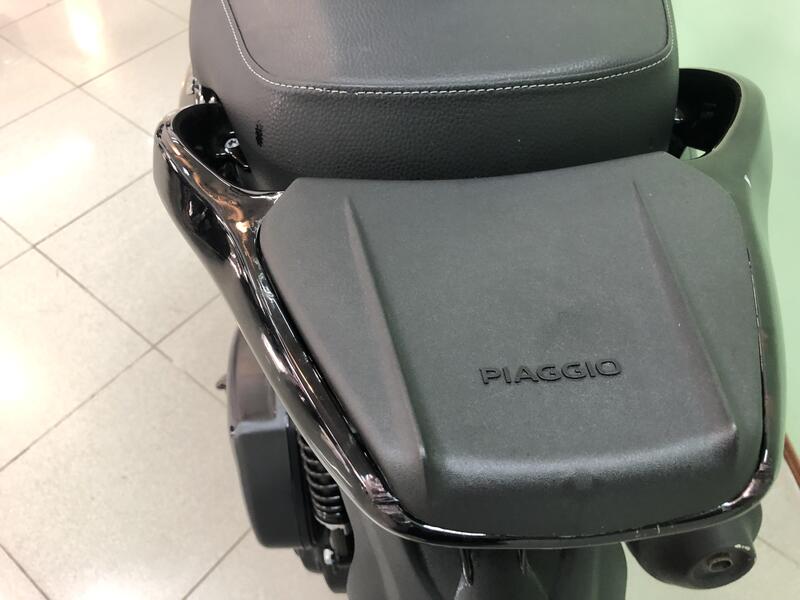 Piaggio Beverly 300 i.e. Police ABS-ASR (2017 - 20) (8)