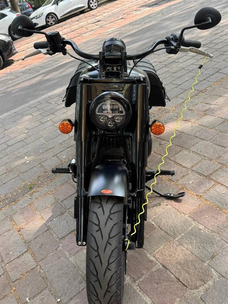 Indian Chief 1890 Bobber Dark Horse (2021 - 26) (2)