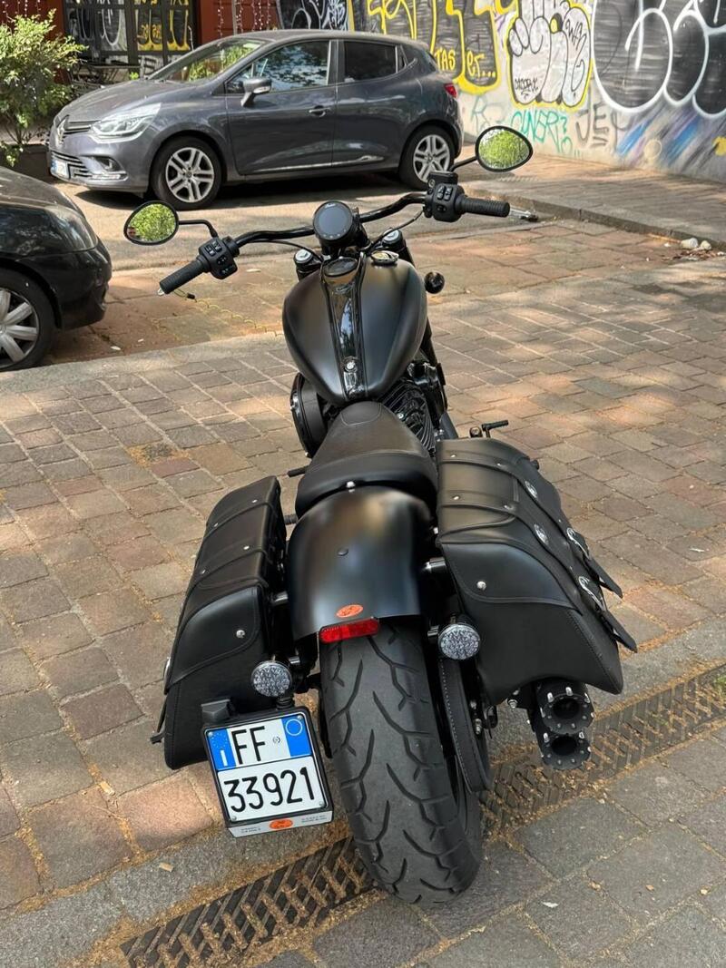 Indian Chief 1890 Bobber Dark Horse (2021 - 26) (4)