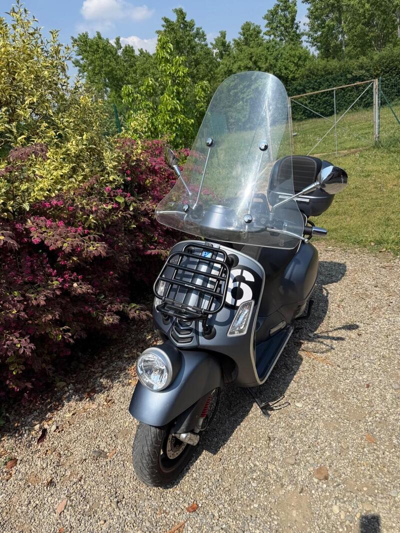 Vespa Sei Giorni 300 Hpe (2021 - 22) (3)