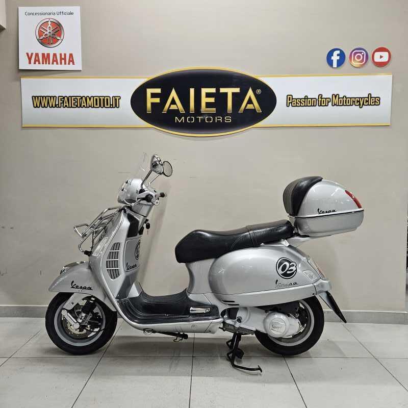 Vespa Granturismo 200 L