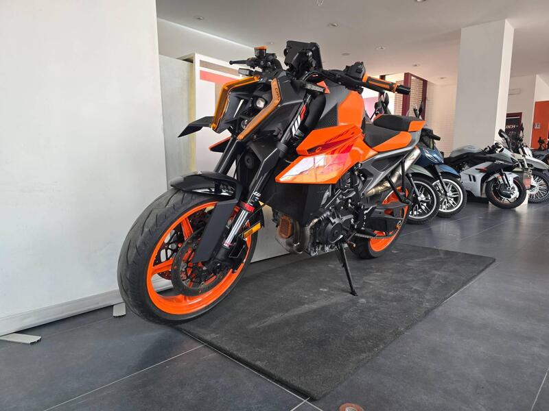 KTM 990 Duke (2024 - 26) (4)