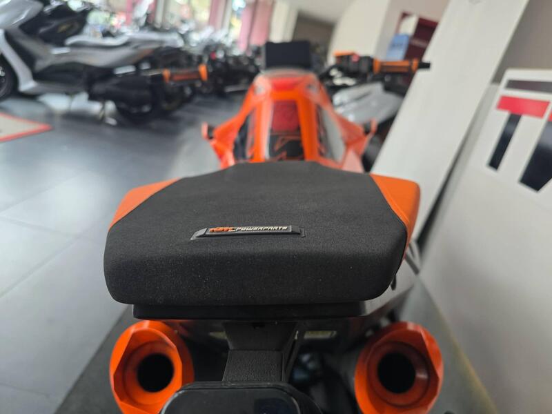KTM 990 Duke (2024 - 26) (7)