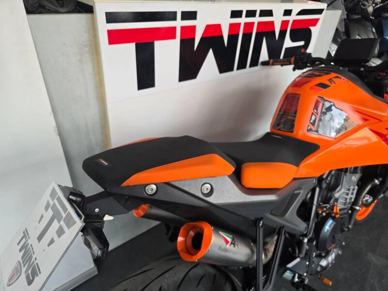 KTM 990 Duke (2024 - 26) (9)