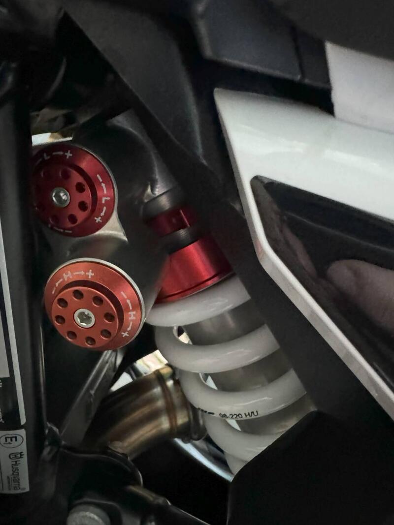 Husqvarna Norden 901 (2022 - 26) (6)