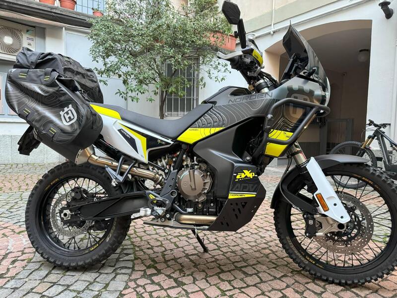 Husqvarna Norden 901 (2022 - 26) (10)