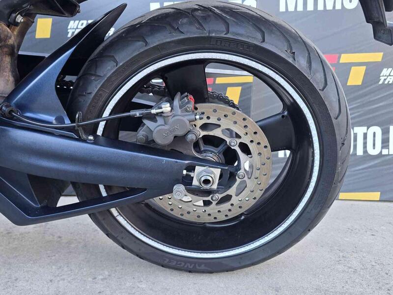 Yamaha MT-01 (2005- 11) (14)